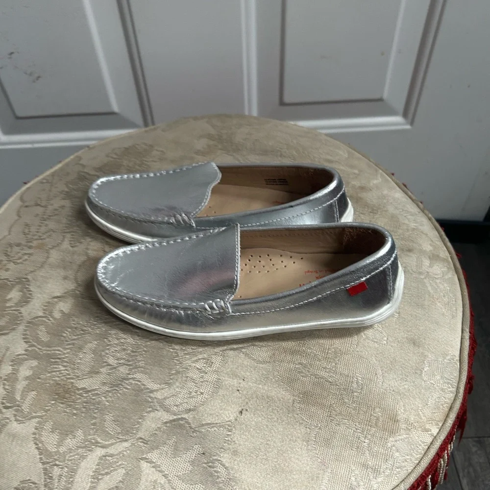 Marc Joseph New York Leather Broadway kids Metallic Silver Slip-On Loafers 2.5